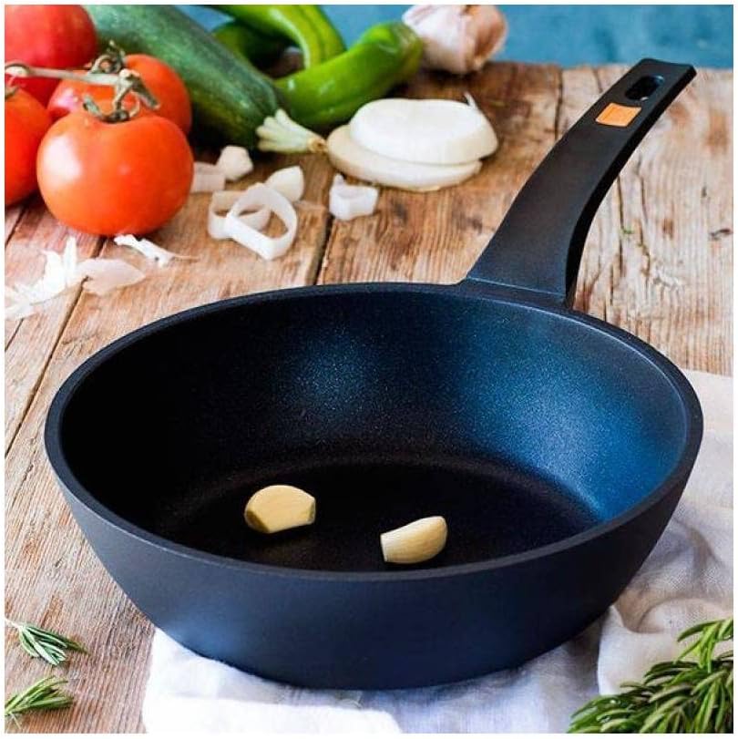 BRA Efficient orange Bratpfanne 24 cm, Aluguss mit Antihaftbeschichtung Platinum Plus, für alle Herd