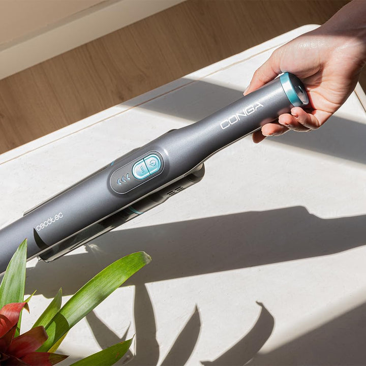 Cecotec Kabelloser Handstaubsauger für Auto und Polsterung Conga Rockstar Micro+ Clean&Car, 210W, Di