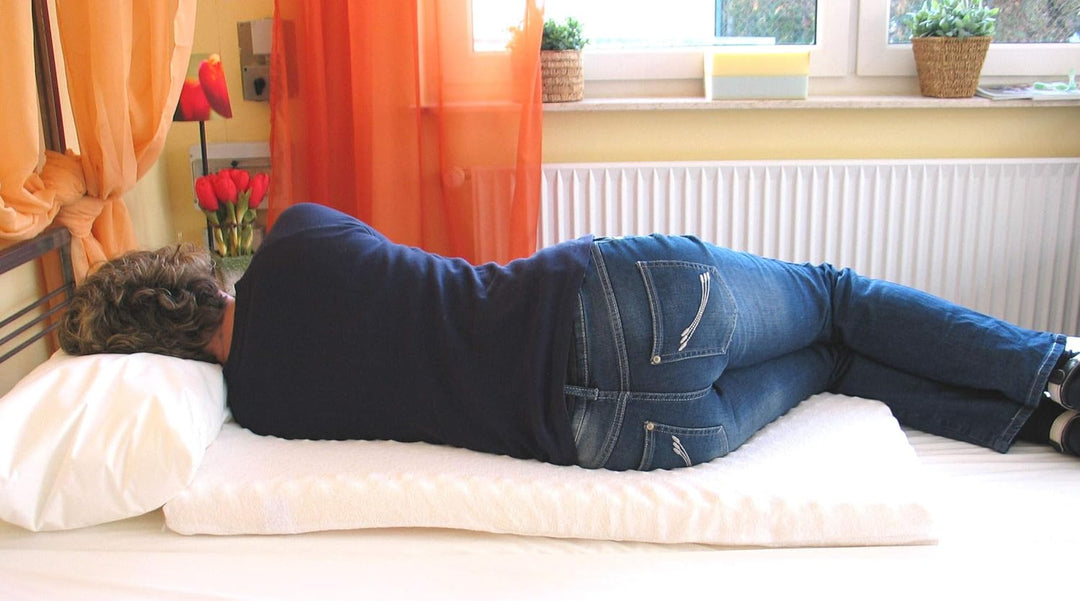 Biona GmbH Reise Matratzenauflage 80 x 100 cm für Flugreisen als Handgepäck aus Viscoschaum mit Tasc