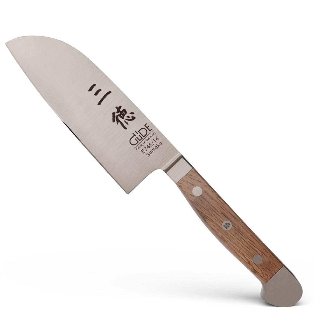 GÜDE Solingen - Santoku Messer geschmiedet, 14 cm, Fasseichenholz, ALPHA FASSEICHE, Doppelkropf, Han