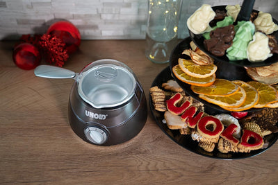 Unold 48967 Chocolatier Sparset Schokobrunnen Schokofondue Inkl. 12 Giessformen mit Weihnachtsmotive