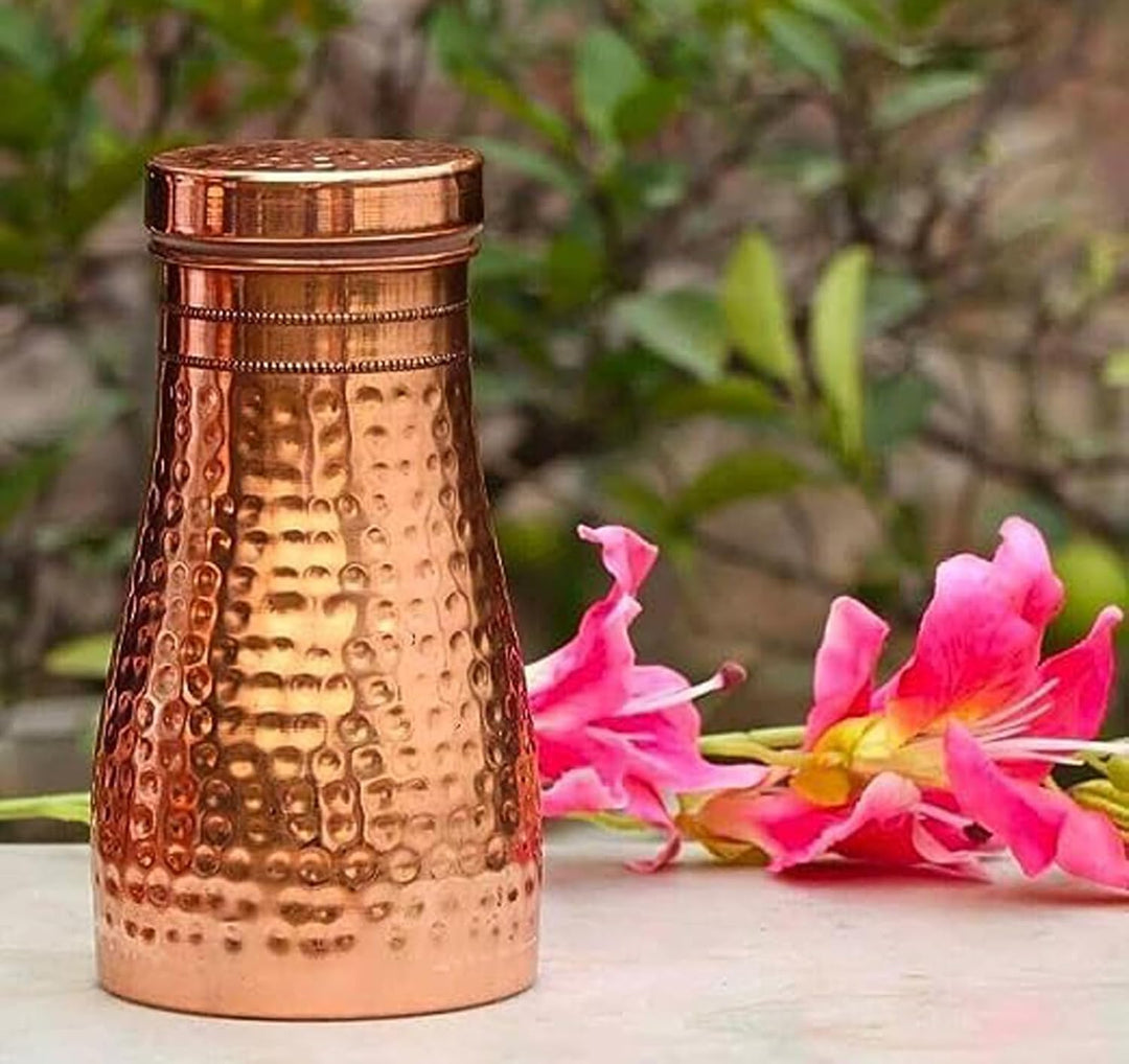 Kupferkrug Nachttisch-Karaffe 1.2 Litre/40 Oz Schlafzimmer-Wasserflasche Ayurveda Gesundheitliche Vo
