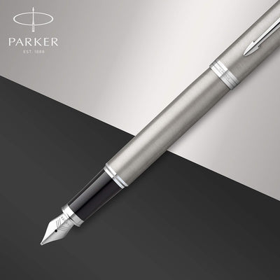 Parker IM Duo-Geschenkset mit Kugelschreiber & Tintenroller | Brushed Metal mit Goldzierteilen | Nac
