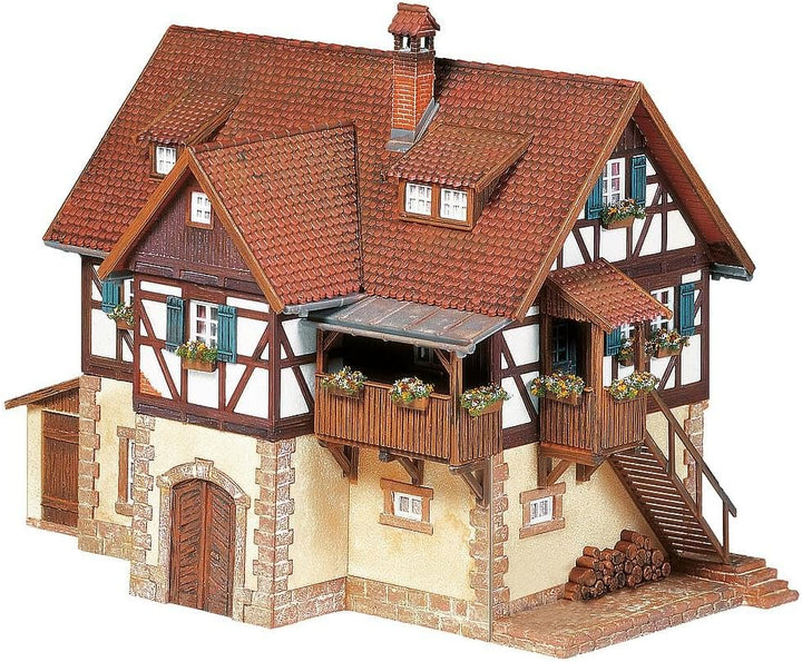 FALLER Fachwerkhaus Modellbausatz mit 238 Einzelteilen 165 x 102 x 118 mm I Modelleisenbahn Zubehör