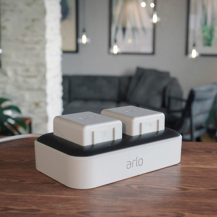 Arlo Zertifiziertes Zubehör | Doppelte Ladestation, 15% Schnelleres Nachladen, Kompatibel Mit Arlo P