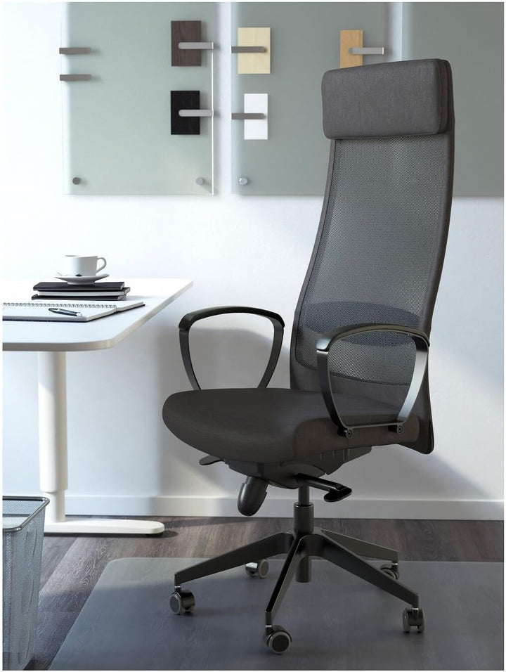 IKEA Markus Bürostuhl, passen Sie die Höhe und den Winkel dieses Stuhls an, damit sich Ihr Arbeitsta