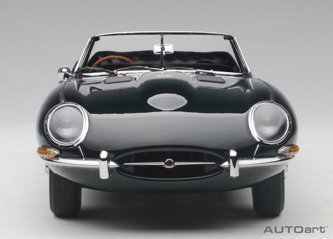 AUTOart 73604 Jaguar - E-Type Roadster Serie I 3.8 Miniaturmodell aus der Sammlung, grün