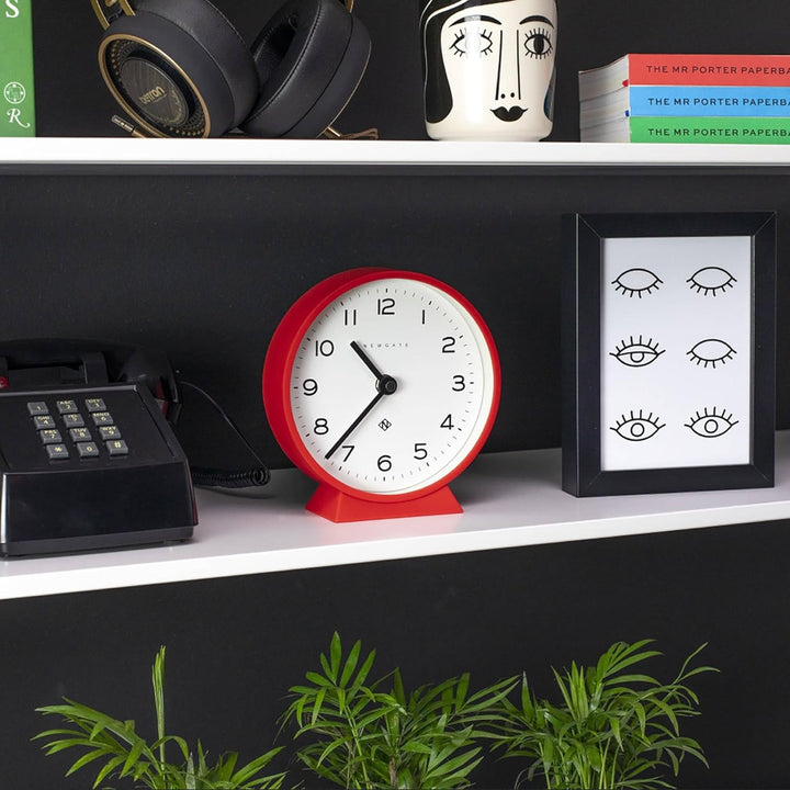 NEWGATE® M Mantel - Silent Sweep Kaminuhr - 'No Tick' - Moderne Kaminuhr - Kleine Uhr - Wohnzimmeruh