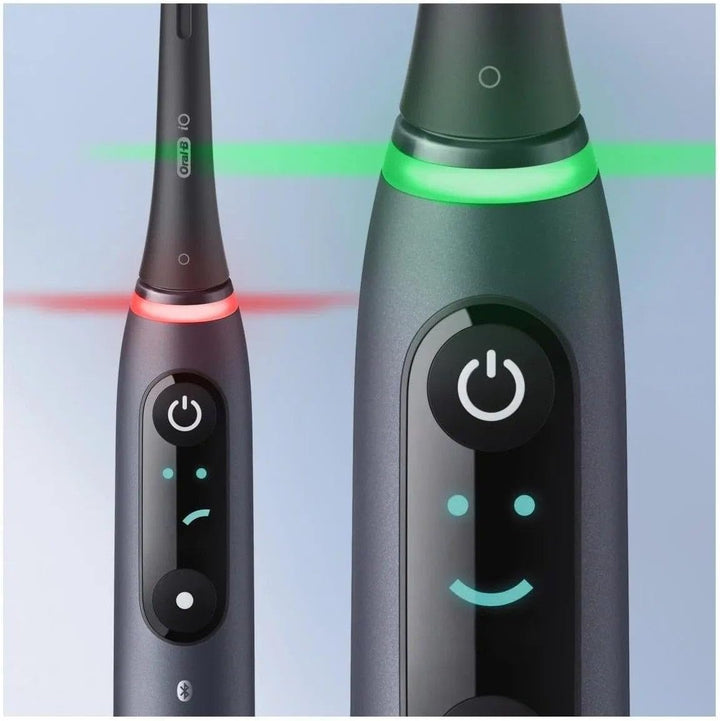 Oral-B iO Series 8 Elektrische Zahnbürste/Electric Toothbrush, 2 Aufsteckbürsten, 6 Putzmodi für Zah