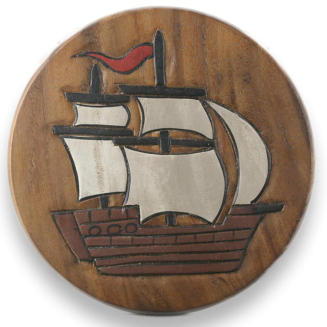 ART-CRAFT Vielseitiger Kinderhocker Holzhocker rund aus Massivholz Motiv Segelschiff mit vielen Eins