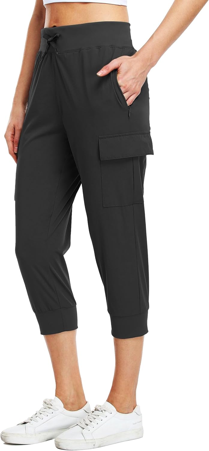WILLIT Damen Caprihose, leicht, für Workout, Outdoor, Athletik, wasserabweisend, LSF 50+ S Schwarz,