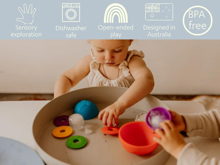 Jellystone Designs, Tray Play 2-in-1-Spieltablett mit Deckel, sensorisches Spiel für Kinder ab 3 Jah