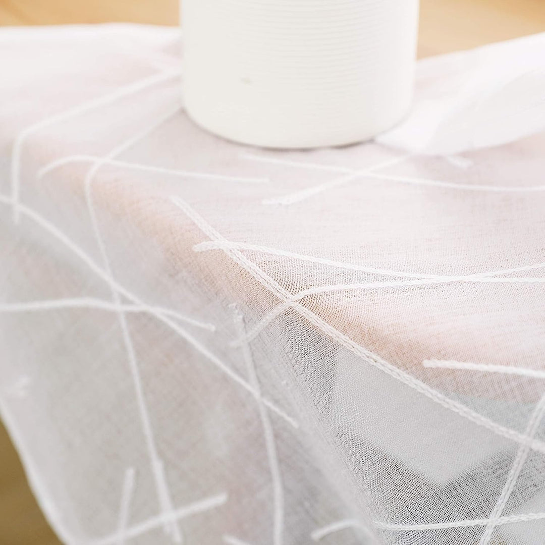 Deconovo Voile Vorhang Leinenoptik Ösenvorhang Transparent Dekoschal mit Stickerei Linie, 245x140 cm