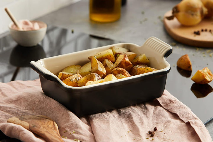Le Creuset Rechteckige Auflaufform Tradition aus Steinzeug, 19 cm, 1.1 Liter, Schwarz matt, 71102190