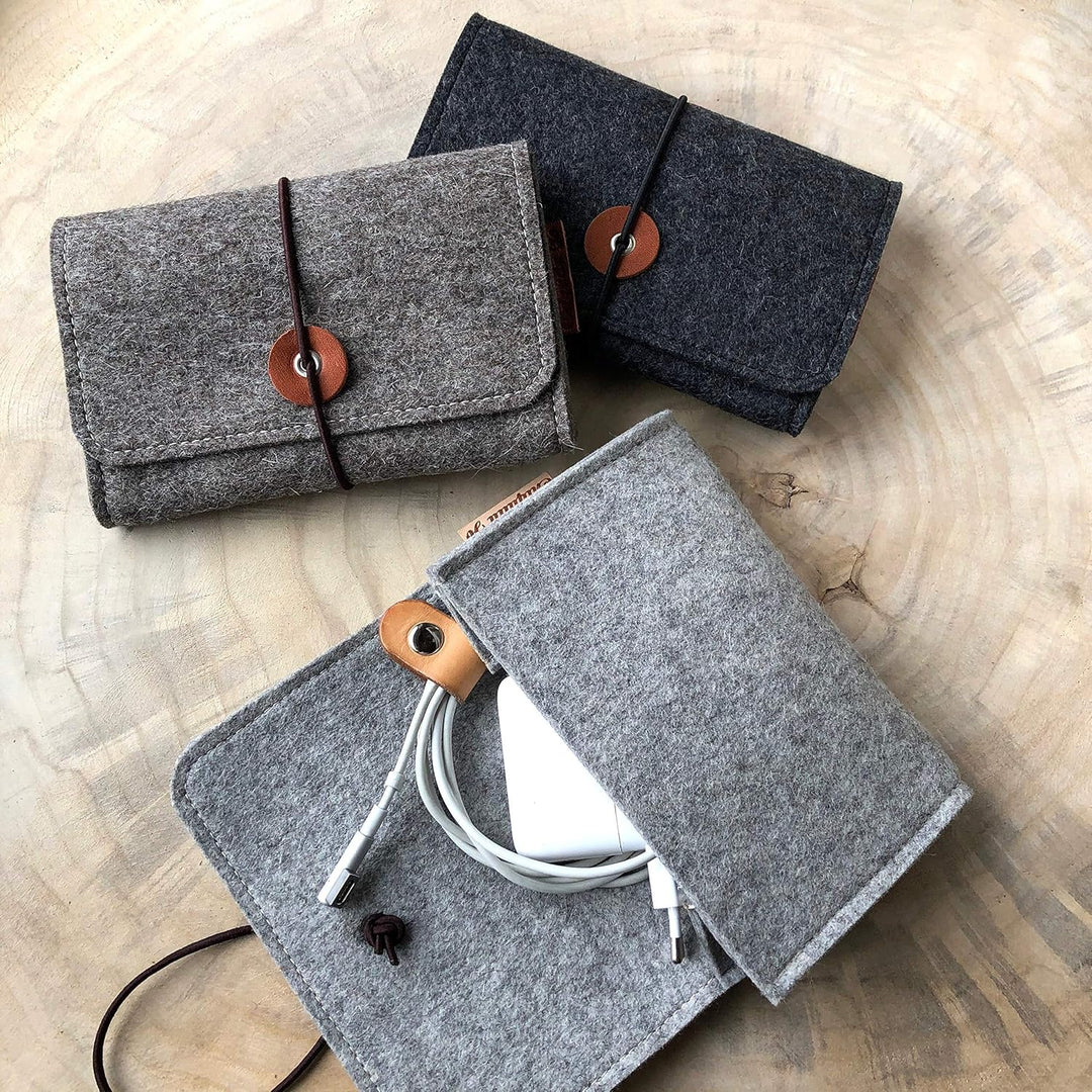 Kabeltasche aus Wollfilz, Tasche für Notebookzubehör | Für Ladekabel, Maus.. | PERSONALISIERT | Farb