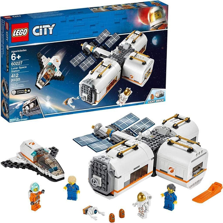 LEGO 60227 City Mond Raumstation, Raumschiff-Spielzeug für Kinder inspiriert von der NASA, Expeditio