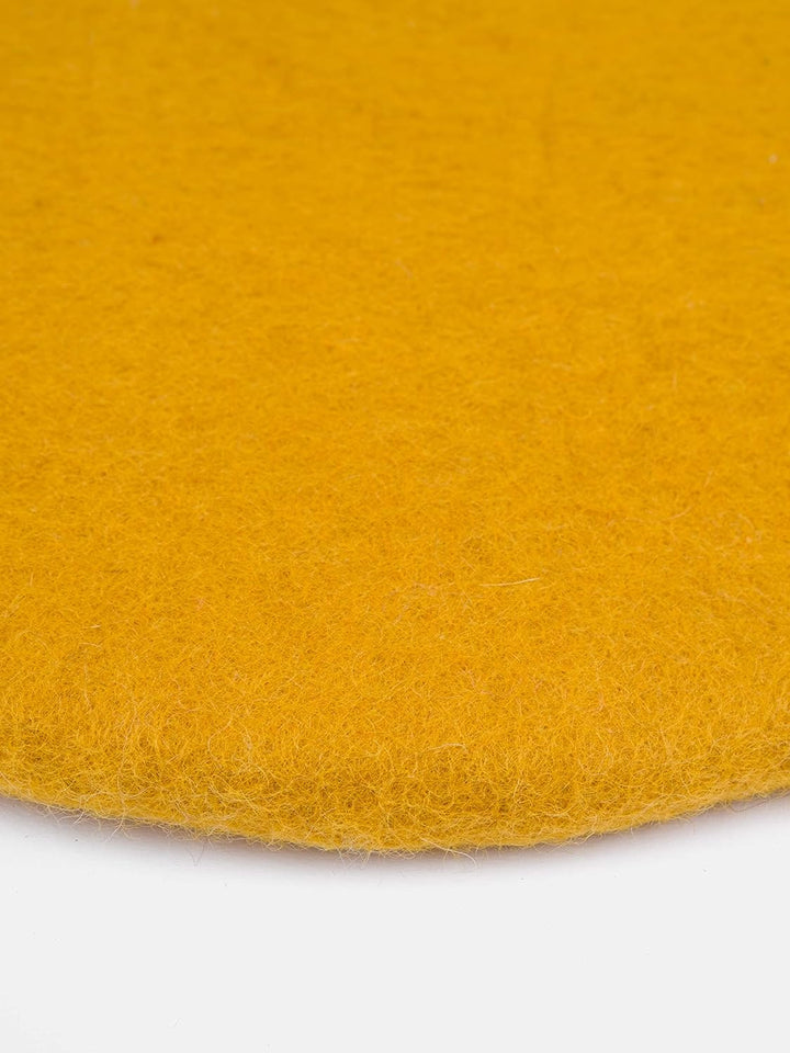myfelt Flache Filz Sitzauflage, Filz Stuhlauflage - Klara - rund, Ø 36 cm, Senfgelb, Senfgelb
