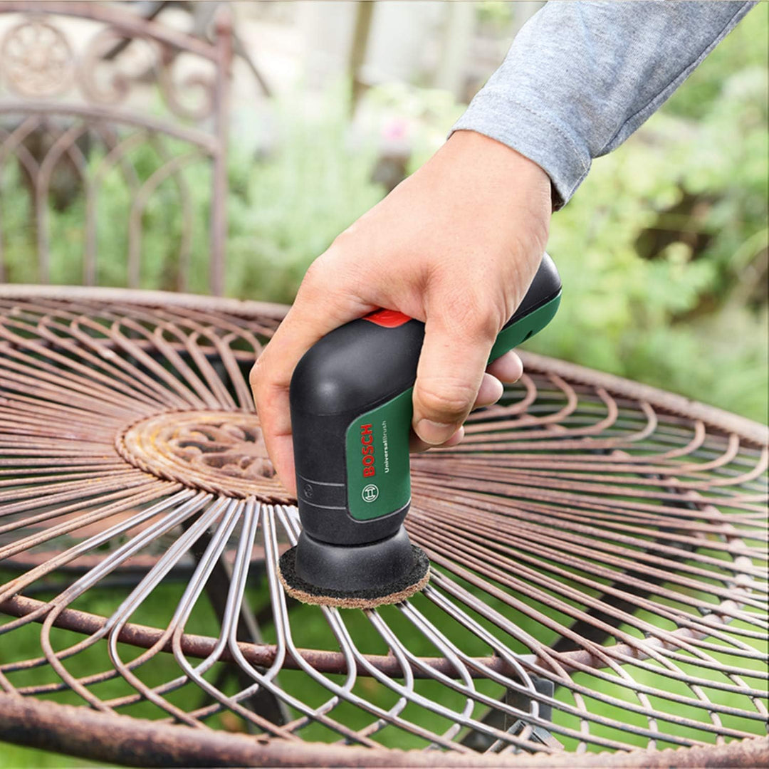 Bosch Bürste für Akku Reinigungsbürste UniversalBrush & Hochleistungspad, scheuernd für Akku Reinigu