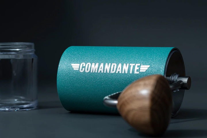 Comandante Kaffeemühle C40 MK4 Nitro Blade, Alpine Lagoon, Silber, Braun, C40-MK4NB-AL