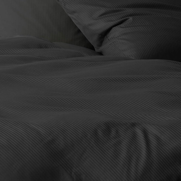 Lorena Mako-Satin Bettwäsche Venedig anthrazit 1 Bettbezug 200 x 200 cm + 2 Kissenbezüge 80 x 80 cm