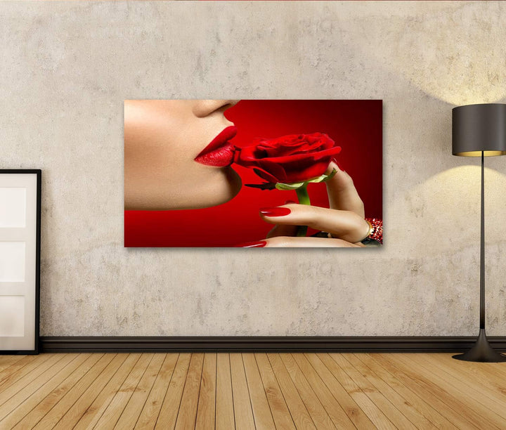 islandburner Bild auf Leinwand Schönes Model Frau Küsst Rote Rose Blume Sexy Lippen Bilder Wandbilde