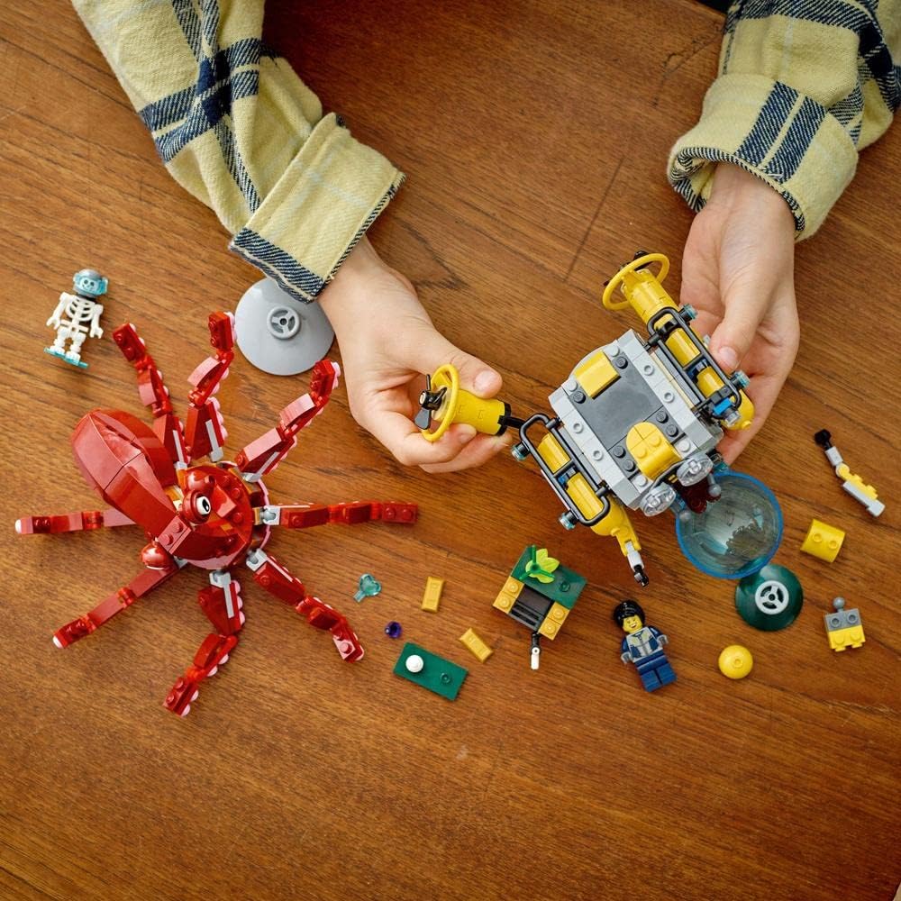 LEGO 31130 Creator 3 in 1 Sunken Treasure Mission Auswahl aus 3 riesigen See Tieren in 1 Set, darunt