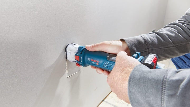 Bosch Professional 18V System Akku-Spiralsäge GCU 18V-30 (bürstenloser Motor mit 30.000 min⁻¹, inkl.