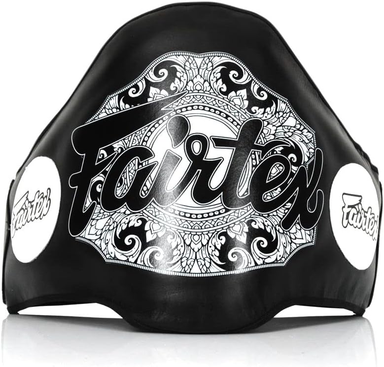 Fairtex BPV2 Leichtes Bauchpolster Muay Thai Trainer Schutzschutz für Boxen, MMA, Muay Thai Training