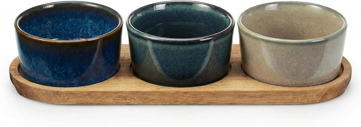 MIJOMA Servierset 4-teilig – Drei Steingut-Schalen in Reactive-Glaze-Tönen – Akazienholz-Tablett FSC