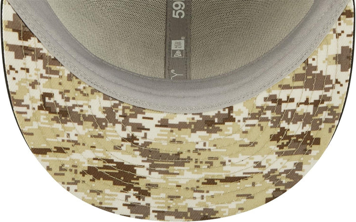 New Era NFL 59Fifty Cap Salute to Service 2022 schwarz Kappe gerader Schirm American Football 58-59