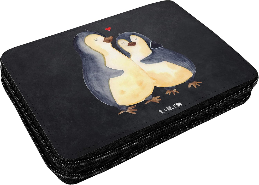 Mr. & Mrs. Panda Federmappe Pinguin umarmen - Geschenk, Grundschule, Paar, Hochzeit, Liebe, Schule,