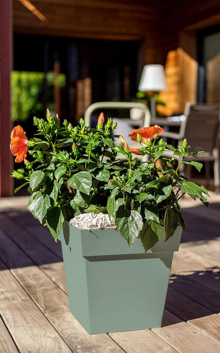 EDA - Blumentopf Toskana, quadratisch, 39 cm, Volumen 38 l, 39 x 39 x 39 cm, Lorbeergrün 39 x 39 x 3