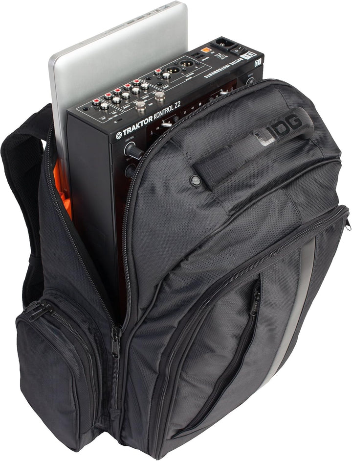 UDG Ultimate BackPack Schwarz/Orange U9102BLOR