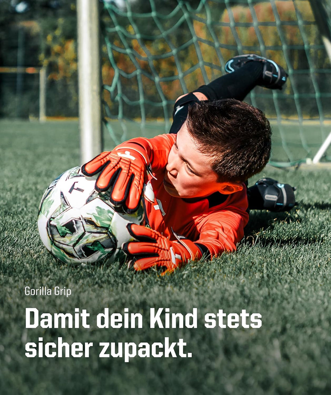 T1TAN Kinder Torwarthandschuhe mit Fingerschutz - Fussballhandschuhe für Kinder - Die Profis der Zuk