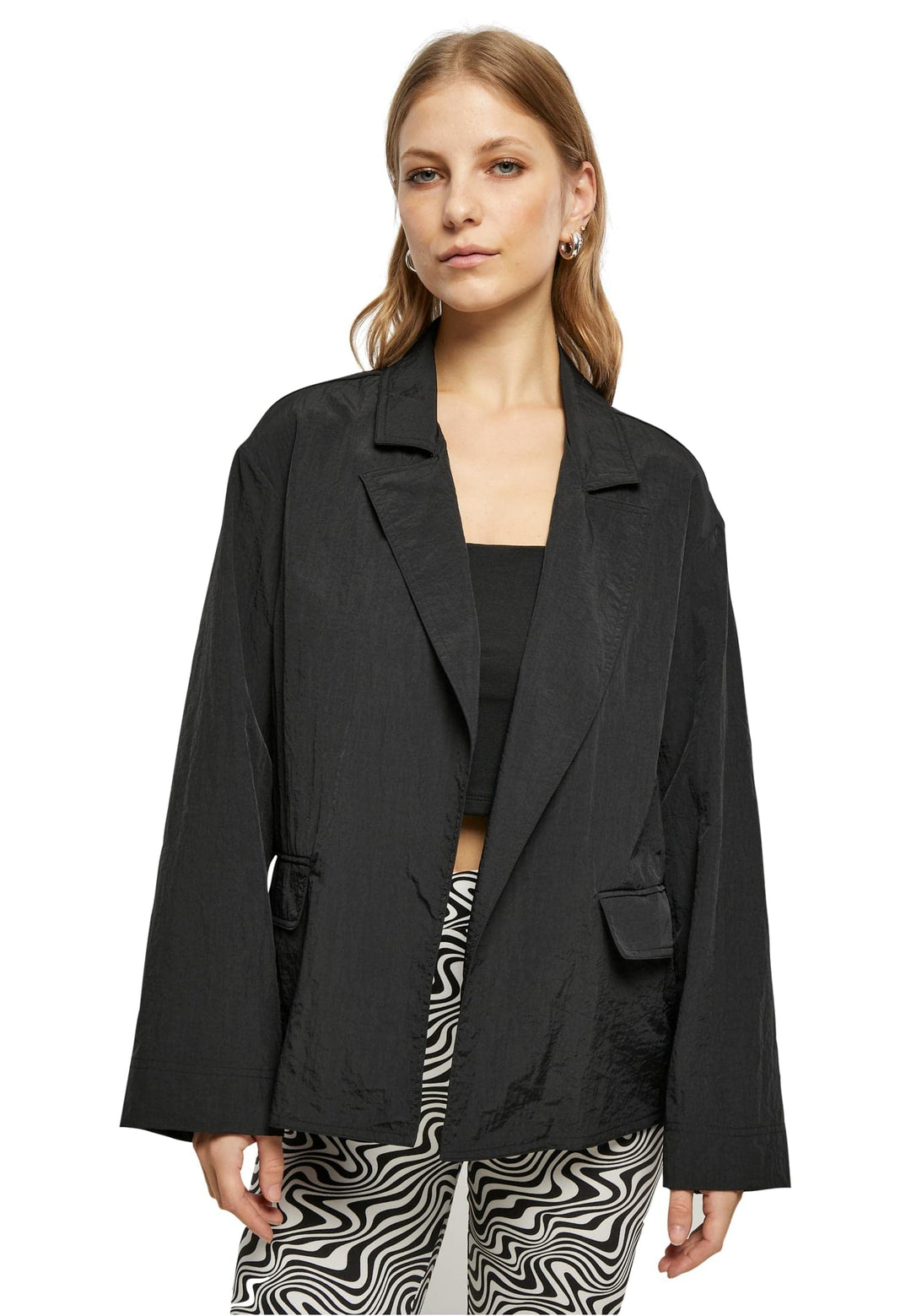 Urban Classics Damen Ladies Oversized Crinkle Nylon Blazer S Schwarz, S Schwarz