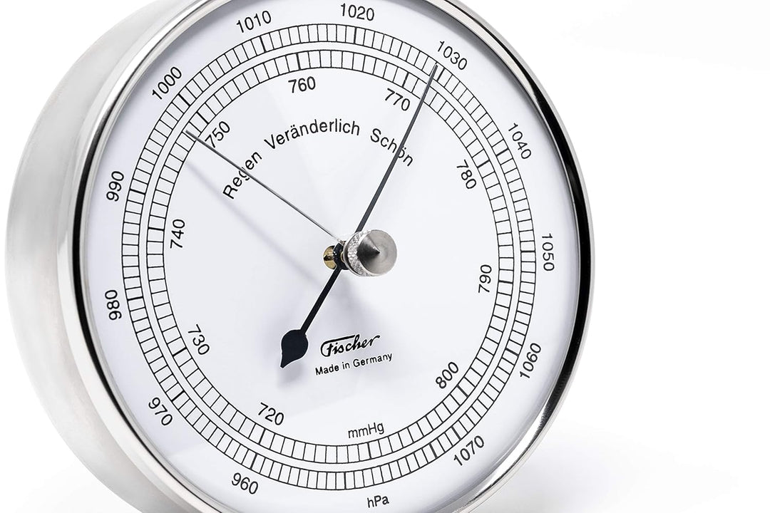 Fischer 15.01 - Barometer - 103mm Druckmessgerät mit Edelstahl-Gehäuse und weissem Ziffernblatt - Ma