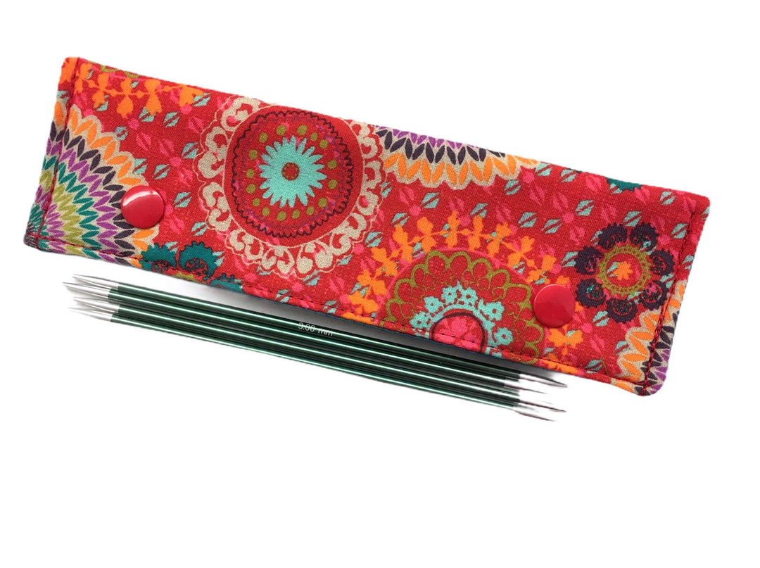 Nadelgarage/Needle Safe/Nadeltasche - für Nadelspiel 15cm - Mandala Blumen - rot/bunt