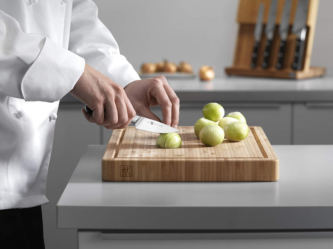ZWILLING Pro Kochmesser Compact, Klingenlänge: 14 cm, Rostfreier Spezialstahl, Kunststoffgriff, Schw