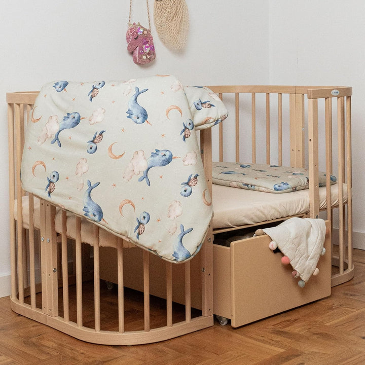 Waldin Baby Kinder Bettwäscheset 100% Bambus, ohne Bezug, Hypoallergen, Decke und Kissen, Wale/Olive