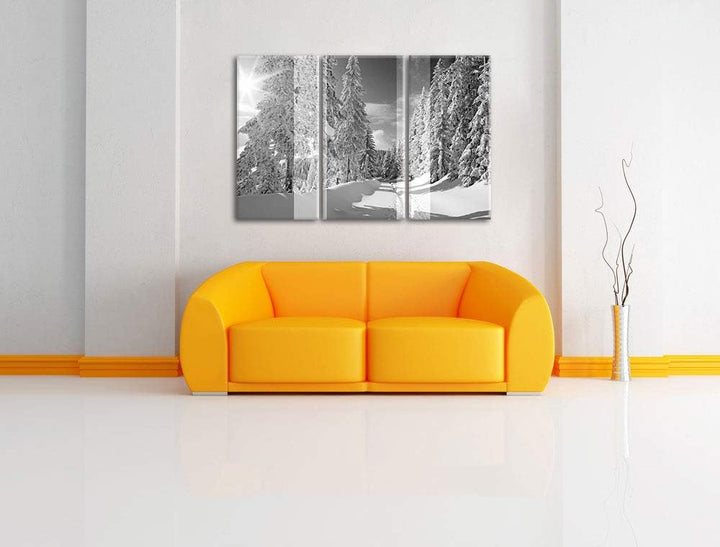ruhige Winterlandschaft mit verschneiten Bäumen schwarz/weiss 3-Teiler Leinwandbild 120x80 Bild auf