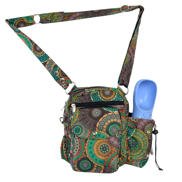 Konstanz Mandala 71083 – Gassitasche mit integriertem Flaschenhalter – Leckerlitasche für Hunde, was