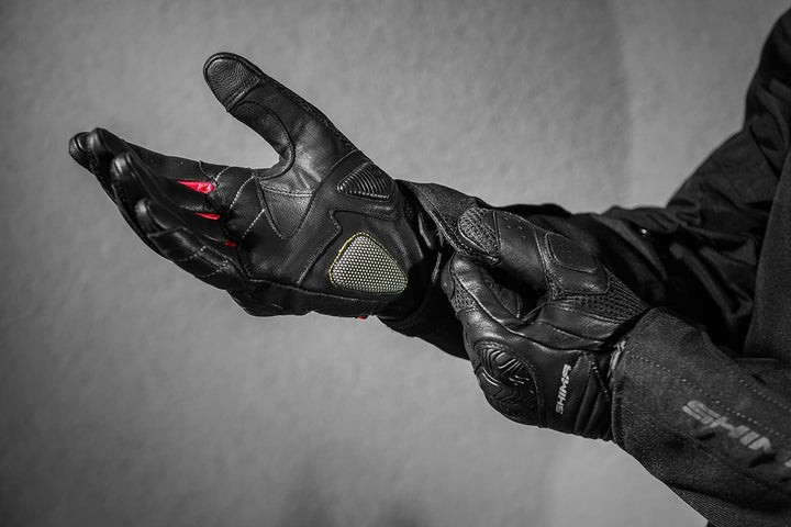SHIMA RUSH Motorradhandschuhe - Atmungsaktive, Verstärkte, Stadt, Sommer, Touchscreen Handschuhe mit