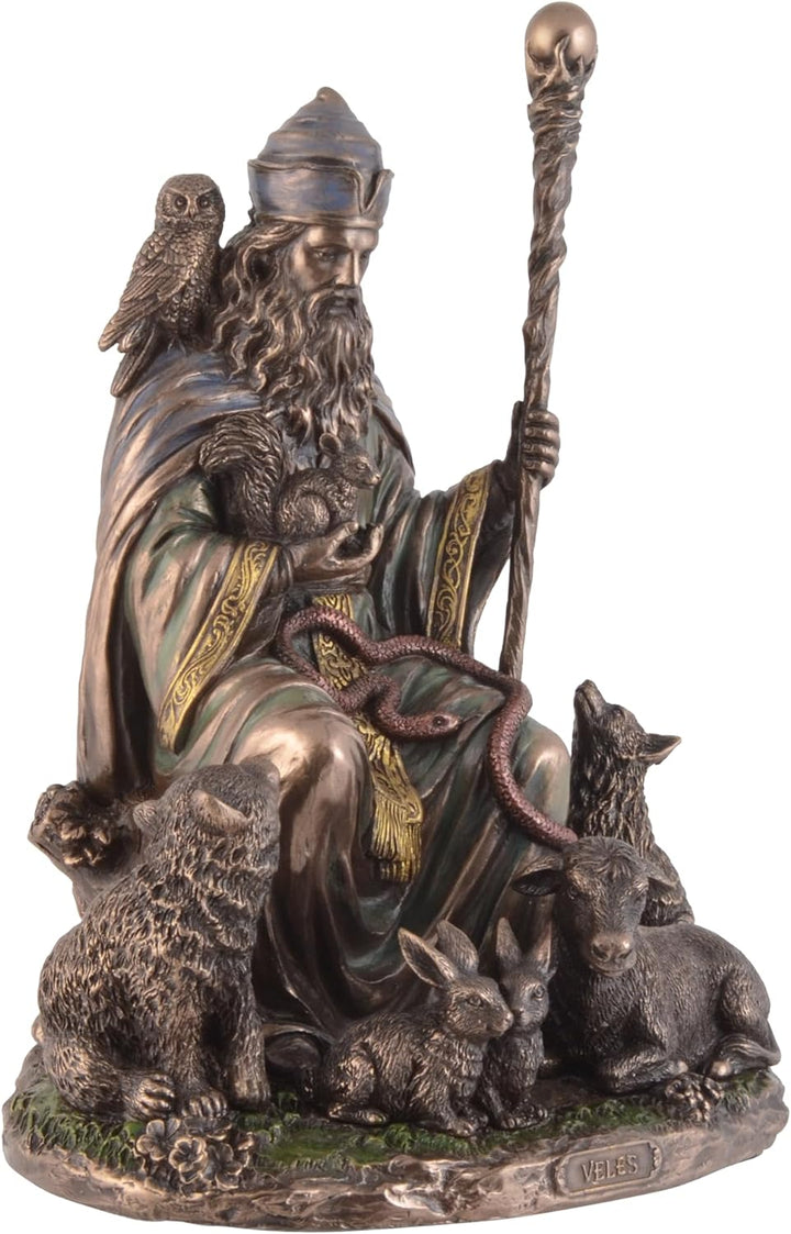 Veles, slavischer Gott der Erde, aus Kunststein angefertigt, von Hand bronziert und coloriert, Veron