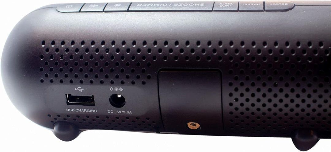 Soundmaster UR6600SW DAB+ und UKW Radiowecker Wecker mit Nachtlicht 2 Weckzeiten USB Ladefunktion st