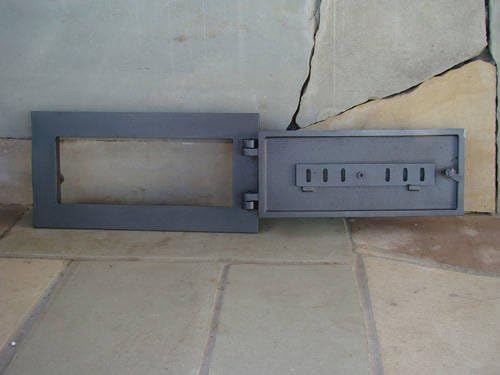 Sellon24® Massiv Revisionofentür 398x203 Backofentür Holzofentür Ofentür aus Gusseisen H1609