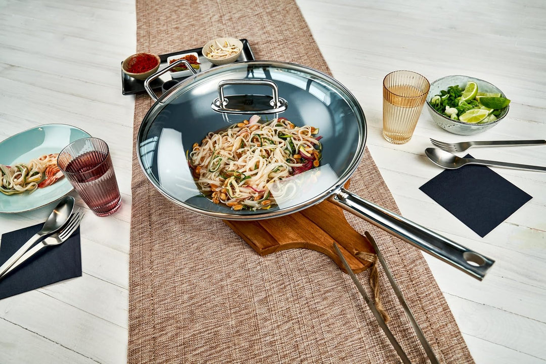 ZWILLING Plus Wok, Antihaftbeschichtung, Inkl. Glasdeckel und herausnehmbaren Gittereinsatz, Mit lan