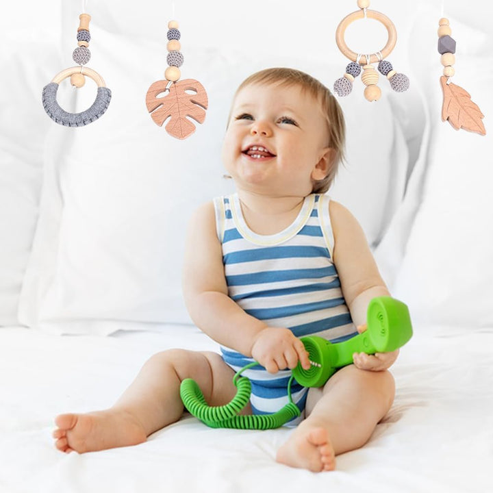 Spielbogen Anhänger, Baby Gyms Holz Babyspielzeug für Autositz Kinderwagen, 4 Stück Spielebögen für