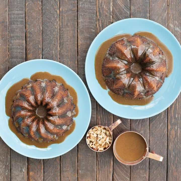 Nordic Ware pro-cast Bundt Duet Pan Duetto, Duetto
