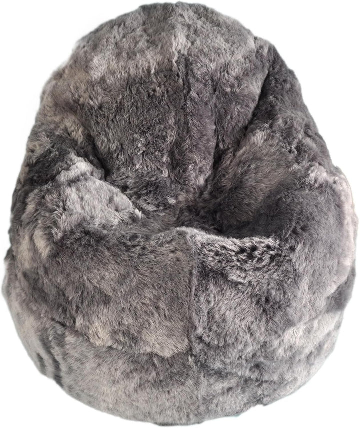 generisch Sitzsack Pouf aus Lammfell grau gefärbt kurzwollig