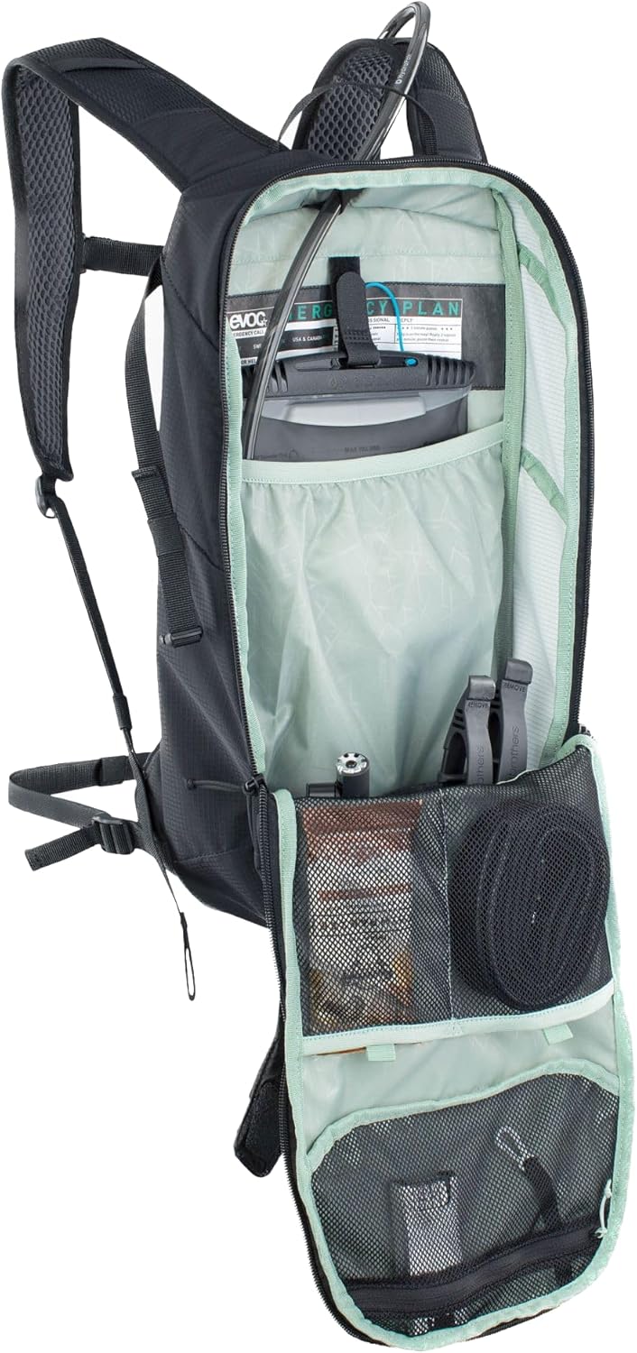 EVOC RIDE 8 Fahrradrucksack, Trekkingrucksack für Trails & andere Aktivitäten (cleveres Taschenmanag
